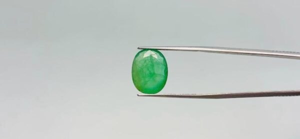 ZAMBIAN EMERALD - 6.85 CARAT