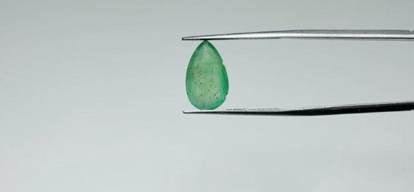 ZAMBIAN EMERALD - 3.85 CARAT