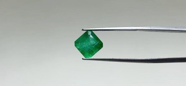 ZAMBIAN EMERALD - 3.1 CARAT
