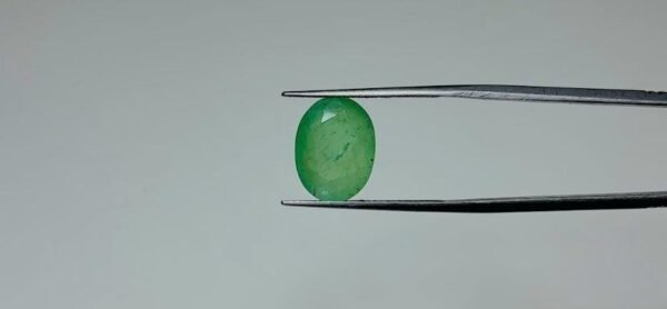 ZAMBIAN EMERALD - 5.7 CARAT
