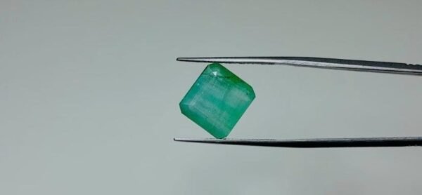 ZAMBIAN EMERALD - 9.35 CARAT