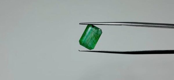 ZAMBIAN EMERALD - 4.25 CARAT