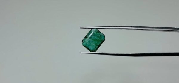 ZAMBIAN EMERALD - 3.25 CARAT