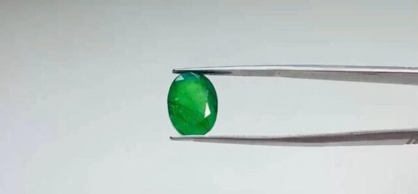 ZAMBIAN EMERALD - 6.65 CARAT