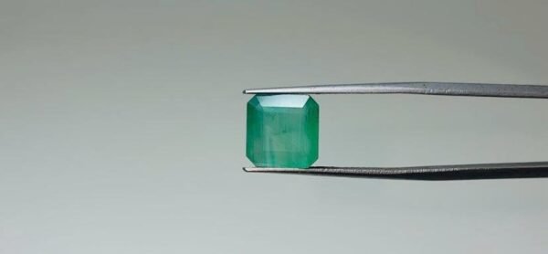 ZAMBIAN EMERALD - 4 CARAT