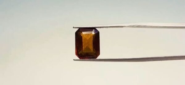 Hessonite - 5.65 Carat