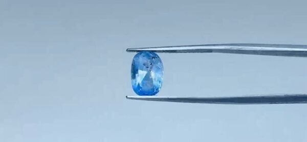 Blue Sapphire - 4.4 Carat