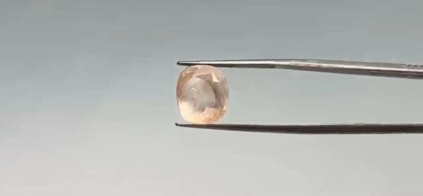 Yellow Sapphire - 8 Carat
