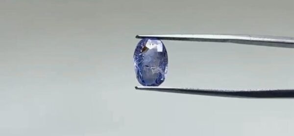 Blue Sapphire - 3.45 Carat