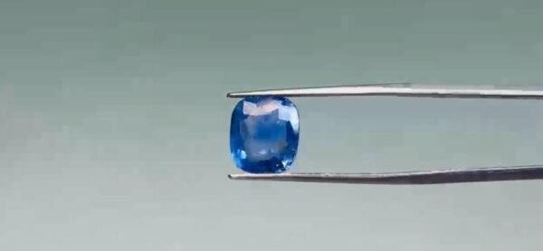 Blue Sapphire - 5 Carat