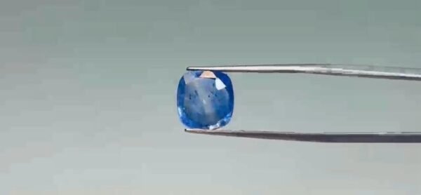 Blue Sapphire - 5 Carat