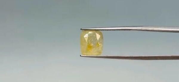 Yellow Sapphire - 6.35 Carat