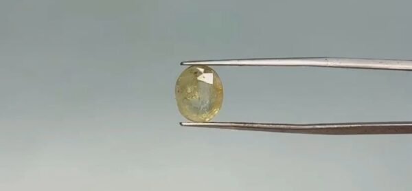 Yellow Sapphire - 5 Carat