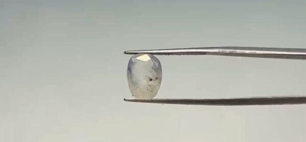 Blue Sapphire - 4.7 Carat