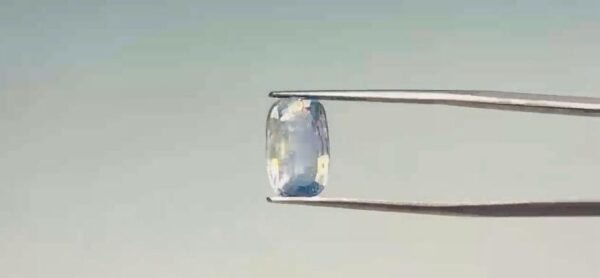 Blue Sapphire - 4.1 Carat