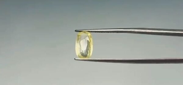 Yellow Sapphire - 4 Carat