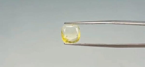 Yellow Sapphire - 2.75 Carat