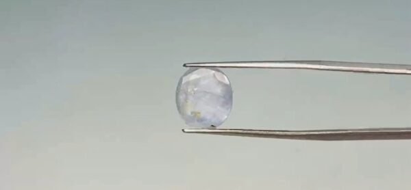 Blue Sapphire - 4.55 Carat