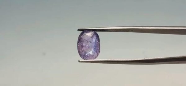 Blue Sapphire - 5.85 Carat