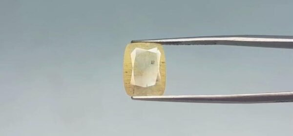 Yellow Sapphire  - 6.4 Carat