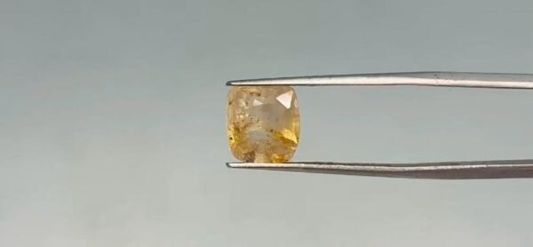 Yellow Sapphire  - 4.15 Carat