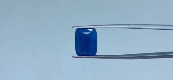 Blue Sapphire  - 11.15 Carat