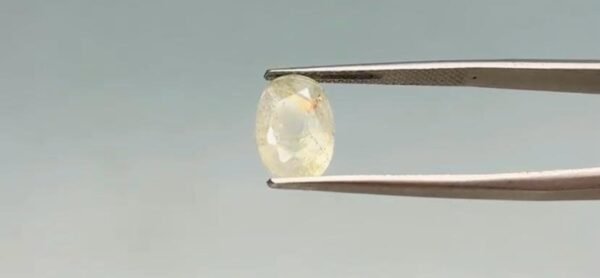 Yellow Sapphire  - 5.2 Carat