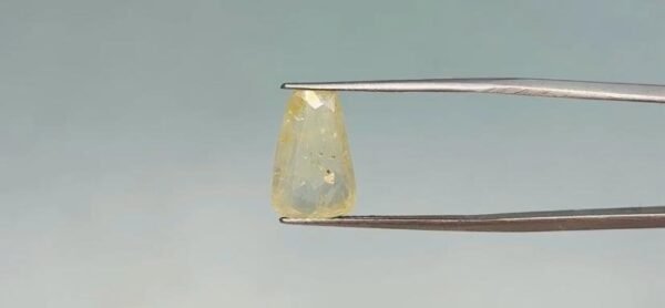 Yellow Sapphire  - 4.7 Carat