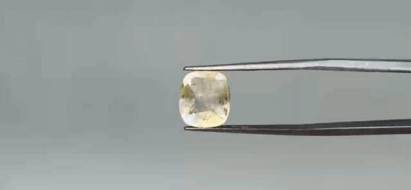 Yellow Sapphire - 5.4 Carat