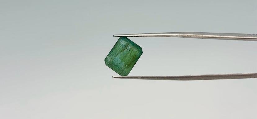 ZAMBIAN EMERALD - 6.6 CARAT