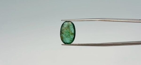 ZAMBIAN EMERALD - 3.9 CARAT