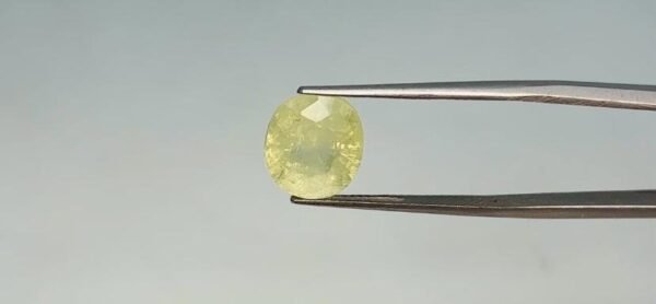 Yellow sapphire - 7.15 Carat