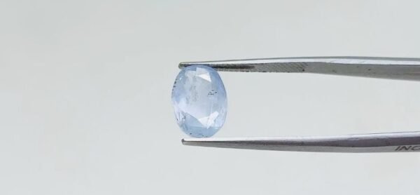 Blue sapphire - 4.35 Carat