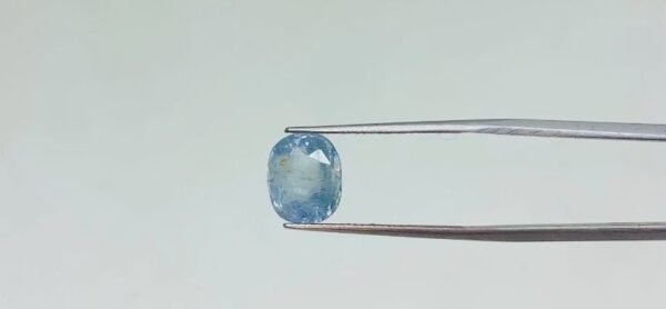 Blue sapphire - 6.15 Carat