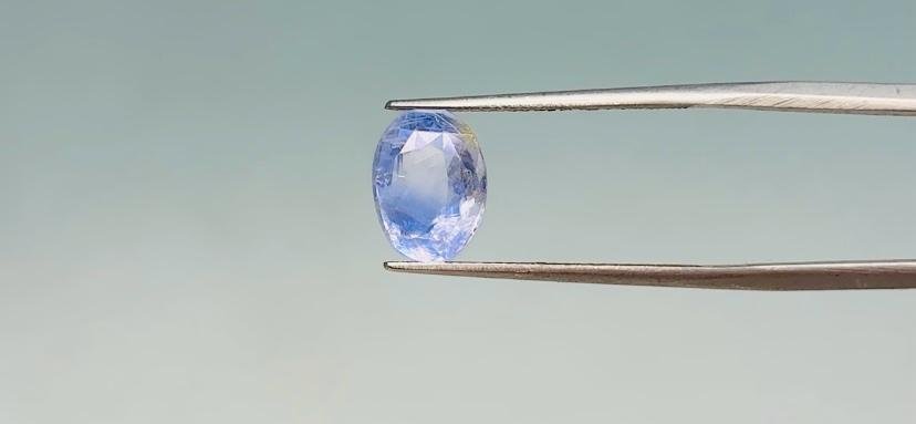Pitambari sapphire - 4.05 Carat